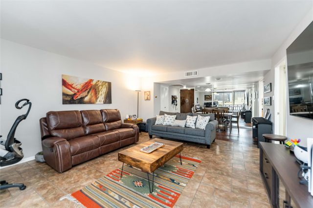 2016 Main Street 2305, Houston, TX 77002