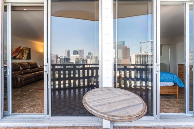 2016 Main Street 2305, Houston, TX 77002