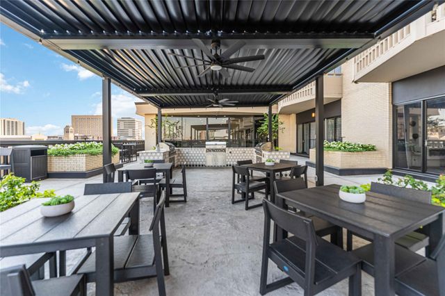 2016 Main Street 2305, Houston, TX 77002