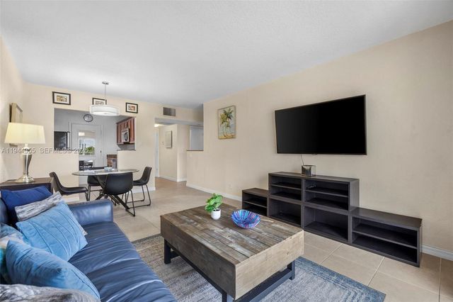 1475 SE 15th St 308, Fort Lauderdale, FL 33316