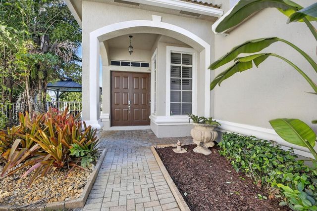 19309 SW 64th Street, Fort Lauderdale, FL 33332