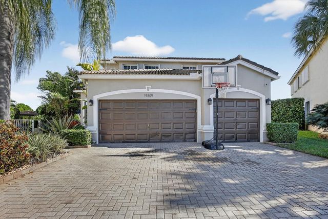 19309 SW 64th Street, Fort Lauderdale, FL 33332