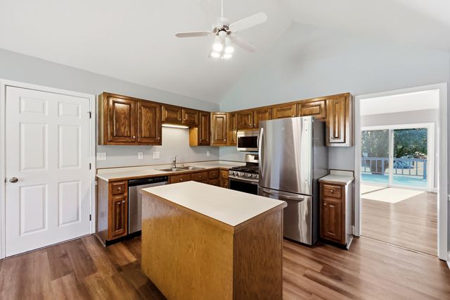 112 Silvercreek Drive, Danville, KY 40422