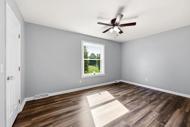 112 Silvercreek Drive, Danville, KY 40422
