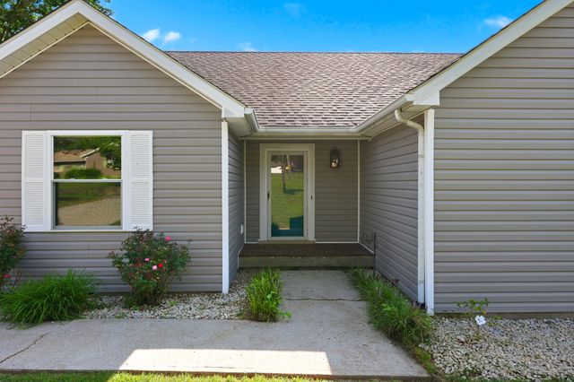 112 Silvercreek Drive, Danville, KY 40422