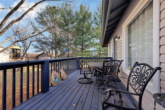 266 Savoy Drive, Lake St Louis, MO 63367