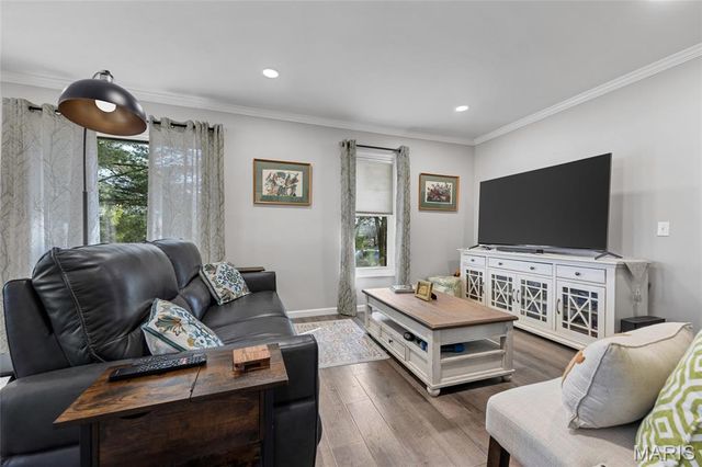 266 Savoy Drive, Lake St Louis, MO 63367