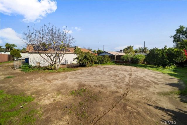 19111 Seaton, Perris, CA 92570