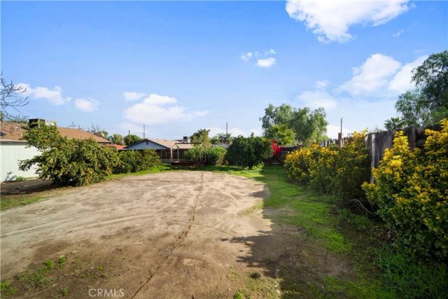 19111 Seaton, Perris, CA 92570