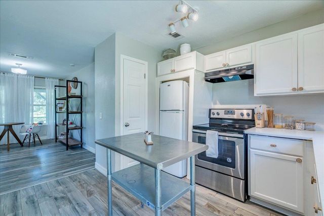 170 Whitetail LN, Dale, TX 78616