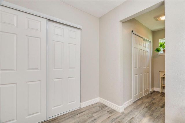 170 Whitetail LN, Dale, TX 78616