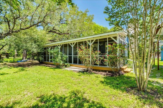 170 Whitetail LN, Dale, TX 78616