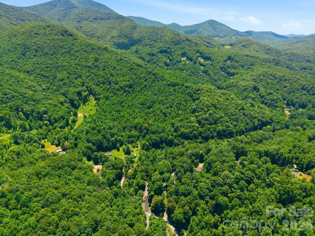 1158 Dark Ridge Road, Sylva, NC 28779