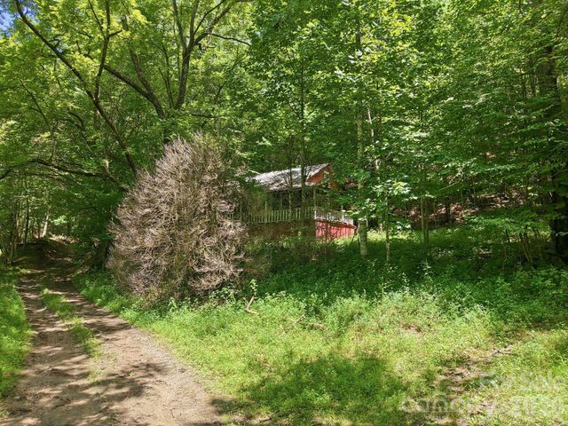 1158 Dark Ridge Road, Sylva, NC 28779
