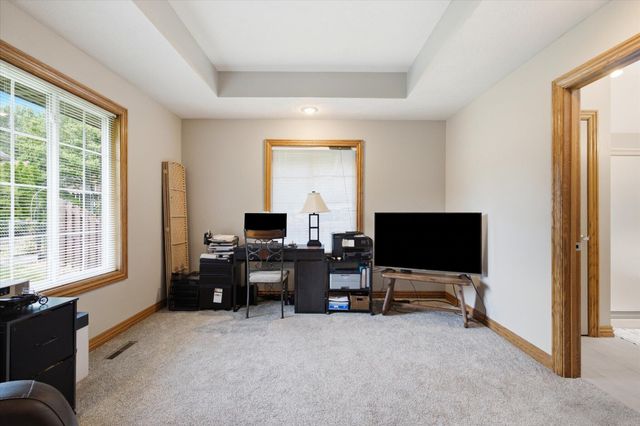 909 E Maplewood Street, Springfield, MO 65807