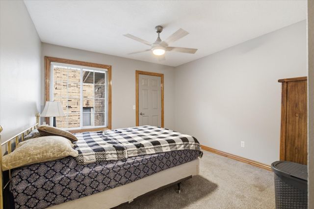 909 E Maplewood Street, Springfield, MO 65807
