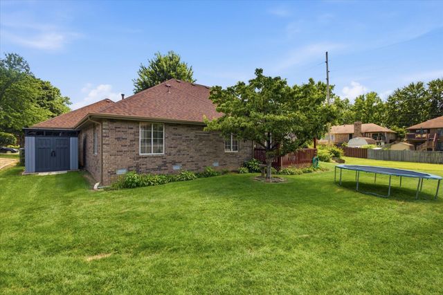 909 E Maplewood Street, Springfield, MO 65807