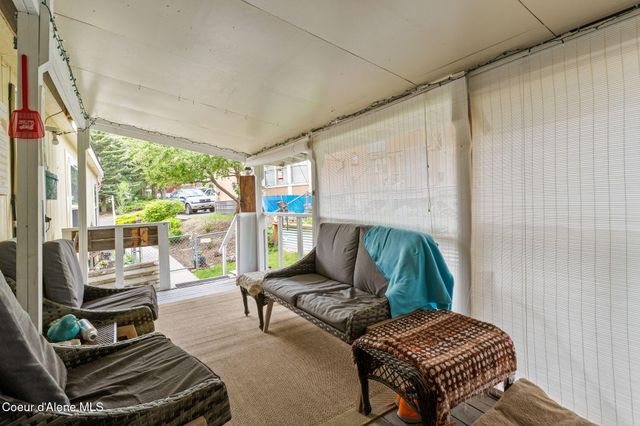 17616 W SANTIAGO CIR, Hauser, ID 83854