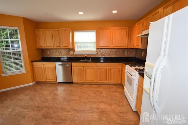71 Jared Drive, North Brunswick, NJ 08902