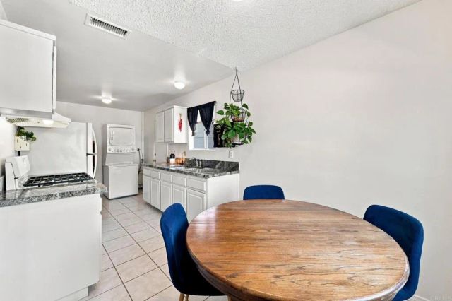 4459 Pala Road, Oceanside, CA 92057