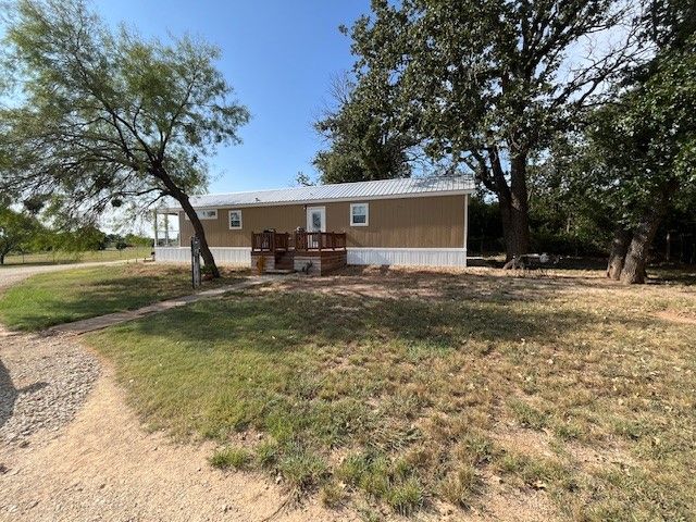 16515 N US Highway 281, Hico, TX 76457