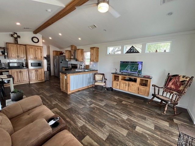 16515 N US Highway 281, Hico, TX 76457