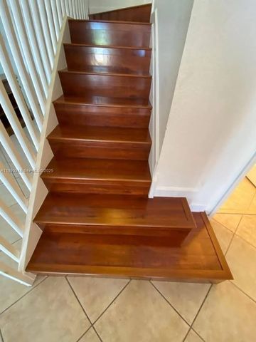 6834 NW 107th Pl, Doral, FL 33178