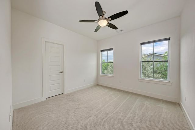 1000 Taulbee LN B, Austin, TX 78757