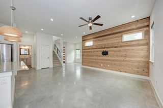 1000 Taulbee LN B, Austin, TX 78757