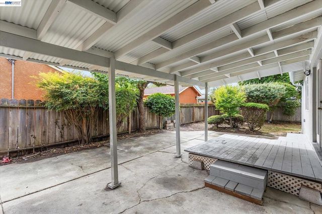 26095 Underwood Ave, Hayward, CA 94544