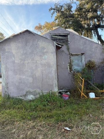 819 W 52nd, Savannah, GA 31405