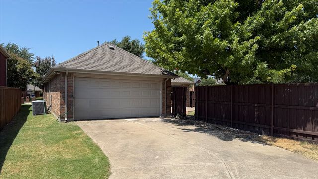 12346 Red Hawk Drive, Frisco, TX 75033