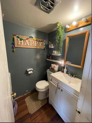 3904 W Cambridge Avenue, Visalia, CA 93277