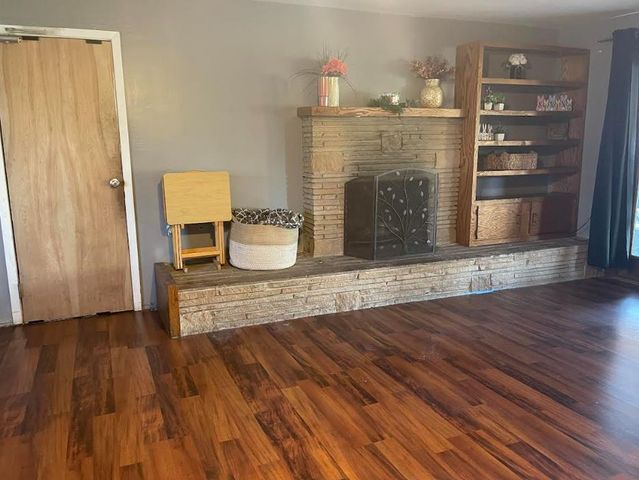 3904 W Cambridge Avenue, Visalia, CA 93277