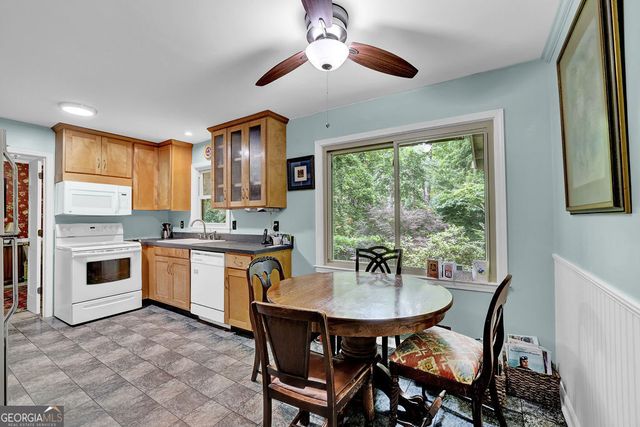 748 Glen Circle, Lawrenceville, GA 30044