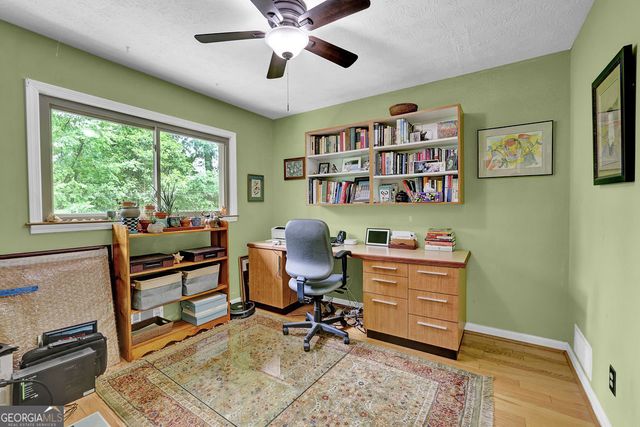 748 Glen Circle, Lawrenceville, GA 30044
