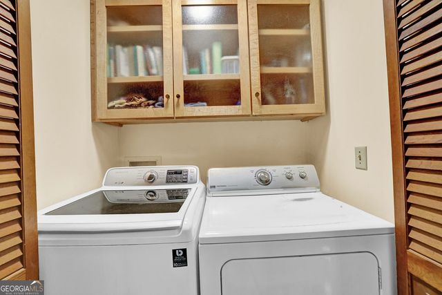 748 Glen Circle, Lawrenceville, GA 30044