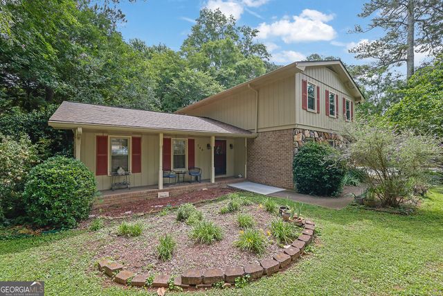 748 Glen Circle, Lawrenceville, GA 30044