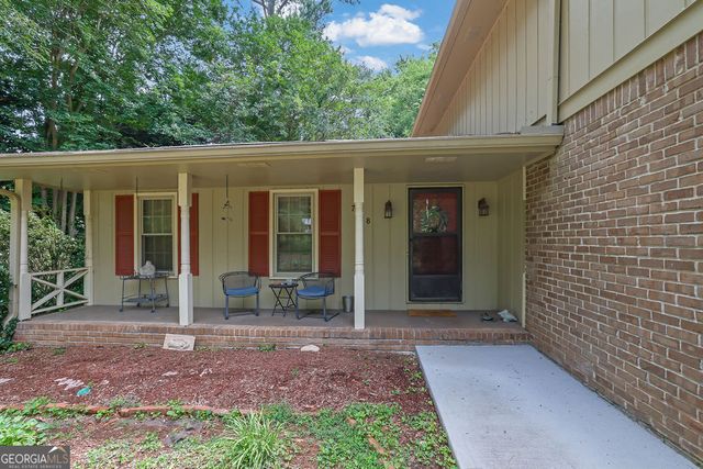 748 Glen Circle, Lawrenceville, GA 30044