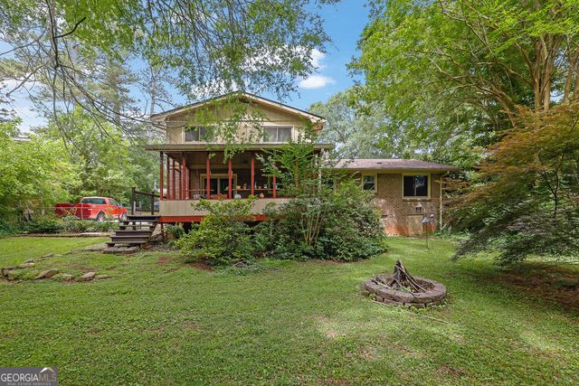 748 Glen Circle, Lawrenceville, GA 30044