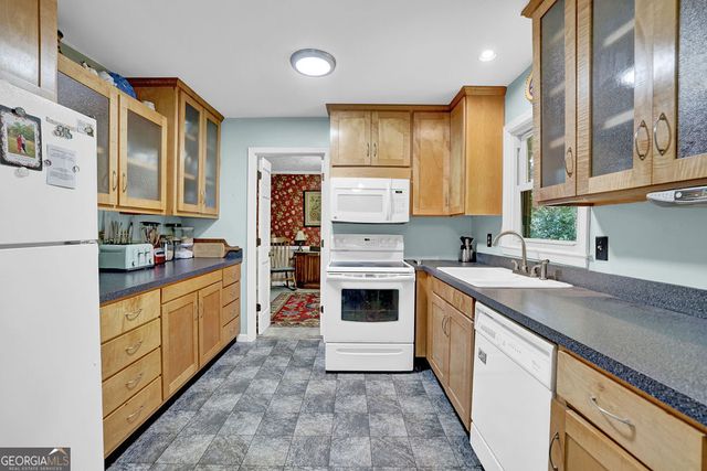 748 Glen Circle, Lawrenceville, GA 30044