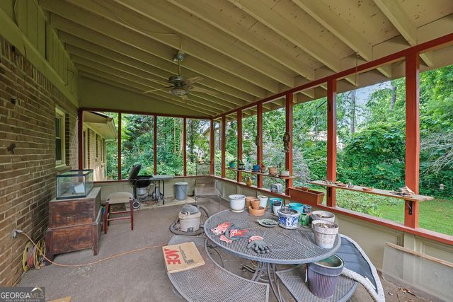 748 Glen Circle, Lawrenceville, GA 30044