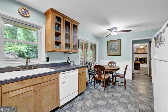 748 Glen Circle, Lawrenceville, GA 30044