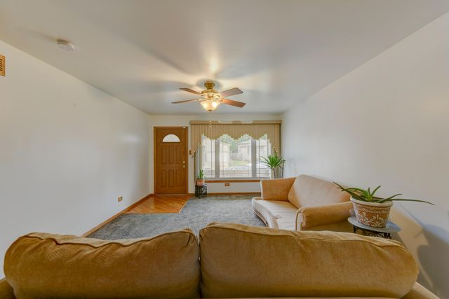 388 Campbell Avenue, Calumet City, IL 60409