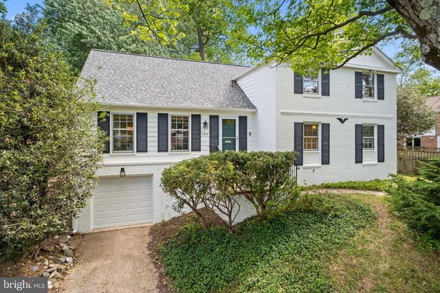 7018 OLD CABIN LN, North Bethesda, MD 20852