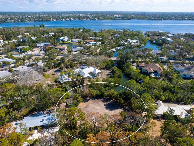 7219 PINE NEEDLE ROAD, Sarasota, FL 34242