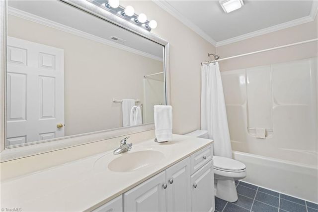 215 Brookfarm Trail, Lewisville, NC 27023