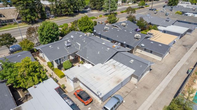 6250 N Fresno Street, Fresno, CA 93710