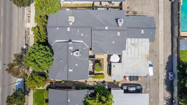 6250 N Fresno Street, Fresno, CA 93710