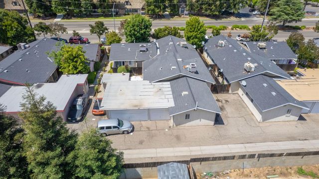6250 N Fresno Street, Fresno, CA 93710